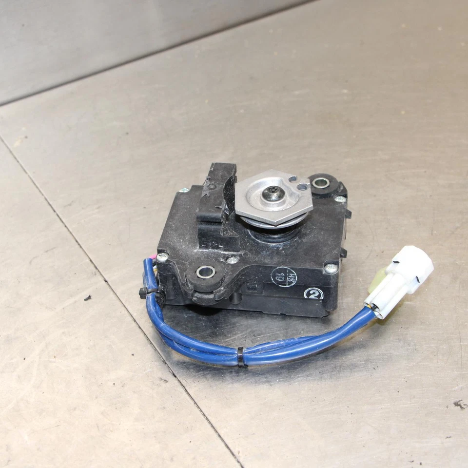 19-21 KAWASAKI NINJA H2 SX SE+ Exhaust Valve Servo Motor — 第 1/4 张图片