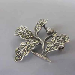 Vintage Sterling Silver & Marcasite Oak Tree Acorn Brooch 1970s MADE IN UK - Picture 1 of 3