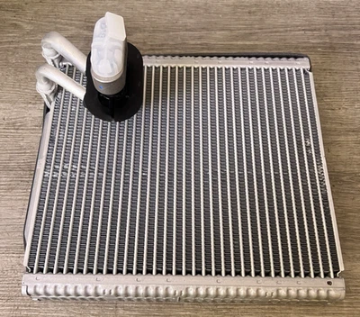 Conjunto de núcleo de evaporador Kia Sedona 2015-2021 OEM 97139A9100 Foto 1 de 4