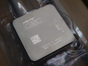 AMD FX-Series FX-9370 FD9370FHW8KHK CPU - Zdjęcie 1 z 5