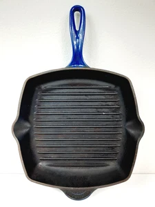 Le Creuset #26 Gusseisen Quadratische Grillpfanne mit Blau Emaille 10,5" - Bild 1 von 5