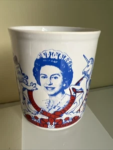 Vintage Queen Elizabeth II Silver Jubilee 1952-1977 Ironstone Mug - Picture 1 of 5