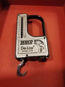 Vintage Zebco Fisherman's De-Liar Model 228 Scale Steel Tape Measure Combo  - Picture 1 of 6