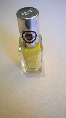 P2 Nagellack Color Vicitim nail polish (347) shine on - Bild 1 von 2