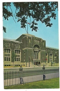 ROYAL ONTARIO MUSEUM Bloor St UNIVERSITY OF TORONTO Avenue Rd Canada Postcard - Picture 1 of 2