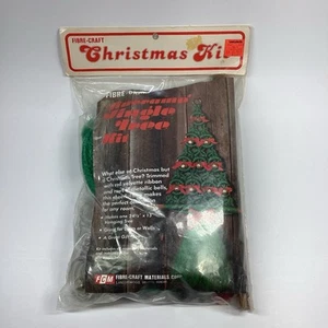 VTG Macrame FIBRE CRAFT Kit 24" Green Christmas Jingle Bell Tree Kit 2513 Sealed - Picture 1 of 6