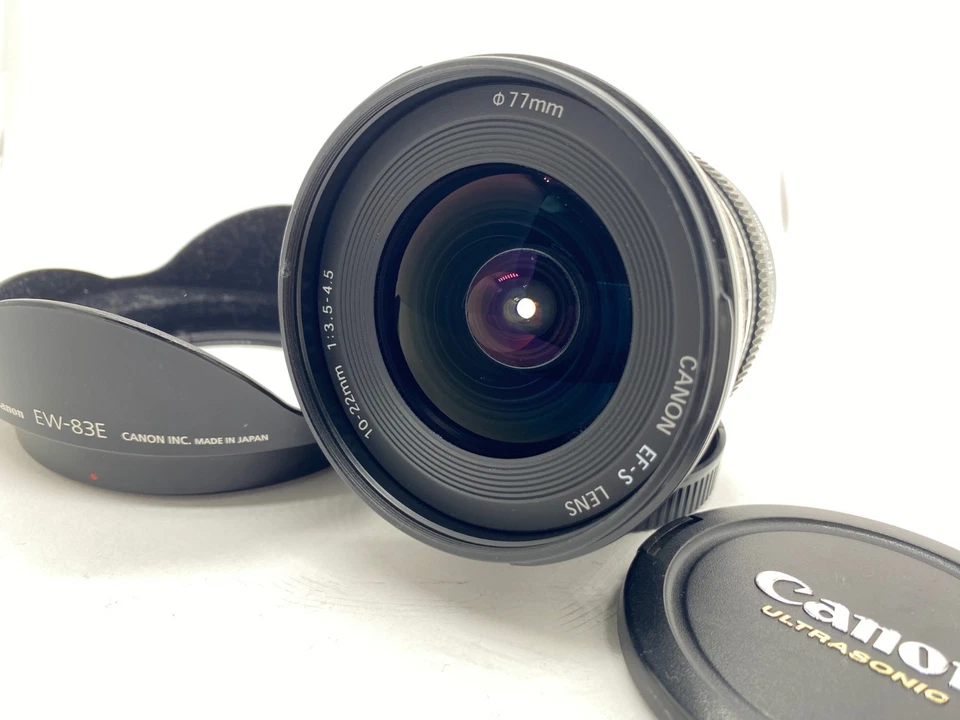 [Casi COMO NUEVO] Lente Canon EF-S 10-22 mm F/3,5-4,5 USM AF con capucha para EOS APS-C Foto 1 de 4