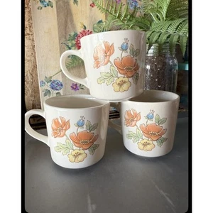VINTAGE CORELLE BY CORNING FLORAL COFFEE MUGS TEA CUPS Set Of 3 - Picture 1 of 6