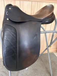 Sillín Max Hopfner Hanover DRESSAGE 16 1/2" Ave. Tree MARRÓN *EN MUY BUENA CONDICIÓN* asiento profundo - Imagen 1 de 8