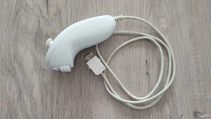 Nunchuk blanc officiel en l'état accessoire console de jeux Nintendo Wii #SP - Picture 1 of 3