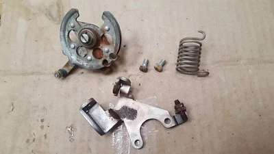 1973 1974 1975 Yamaha TX500 XS500 carburetor throttle cable pulley bracket parts - Image 1 of 4