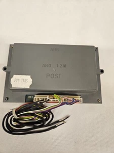 AKG Acoustics Platzverstärker (Seat Amplifier) t 218. - Bild 1 von 3