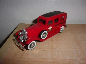 Solido 1931 Cadillac V16 Boston Fire Department 1:43 - Picture 1 of 3