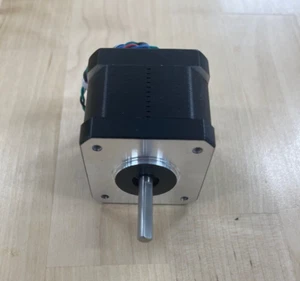 Hybrid Stepper Motor 1A Lin Engineering 091918 4118M-06DE-05RO LIQUIDATION SALE! - Picture 1 of 3