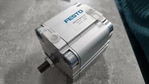 Festo ADVU-63-40-A-P-A (156650) Kompaktzylinder NEU - Bild 1 von 2