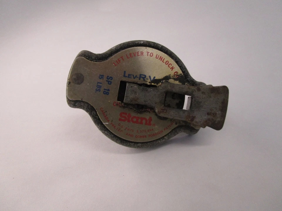 91 POLARIS INDY SKS RXL650 FILLER CAP - Image 1 of 4