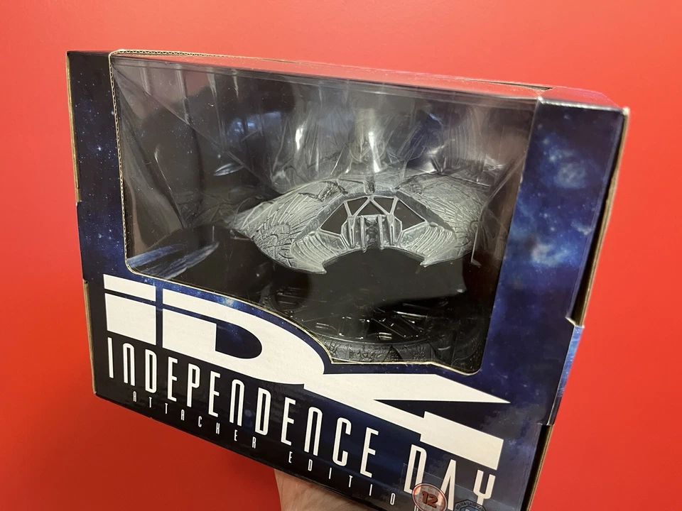 Independence Day Attacker Edition Limited Edition Blu-ray Box - Image 1 of 4