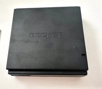 Becker Map Pilot Mercedes Benz sat nav system Model No.: BE 9077 - Image 1 of 4