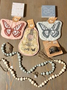 NEW Dolly Parton PINK & BLUE Lot Signs, Guitar Pot Holders, Biscuit Cutters 🦋 - Picture 1 of 5
