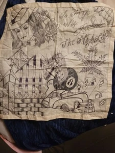 disegno arte carceraria su bandana - Foto 1 di 7