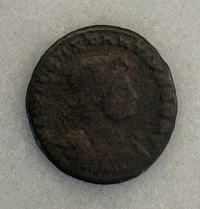Constantine II Ancient Roman Imperial Coin, Caesar AD 330-340, Two Soldiers - Picture 1 of 2