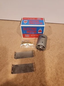 Dumas 2025 High Speed Boat Motor 6V New In Box - Picture 1 of 6