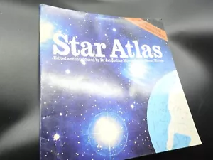 Star Atlas NASA Collectible Intro by Dr. Jacqueline Mitton Paperback Vintage - Imagen 1 de 3