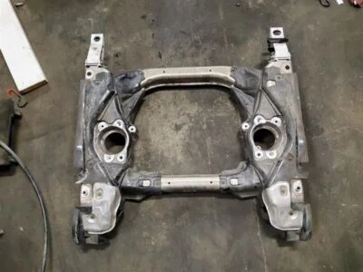 14 15 16 17 18 19 20, Mercedes-Benz S550, travesaño delantero sub marco K, tracción trasera, LWB Foto 1 de 4