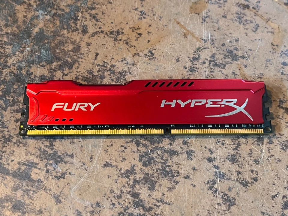HyperX FURY 8GB 240-Pin DDR3 SDRAM DDR3 1866 Desktop Memory Model HX318C10FR/8 - Image 1 of 1