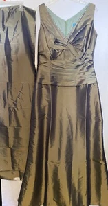 Jade Couture by Jasmine Mother of the Bride Gown & Wrap -Olive Green Size 10 NWT - Picture 1 of 9