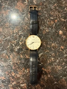 Reloj Wolsch Hombre Cara Blanca Con Marco Dorado *Necesita Batería Kickstarter - Imagen 1 de 14