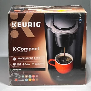 Cafetera Keurig K-Compact Single Serve K-Cup Pod negra 3 tamaños de preparación - Imagen 1 de 7