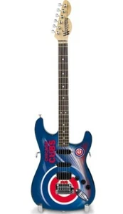 Réplica de guitarra Woodrow NorthEnder CHICAGO CUBS ~con licencia~ - Imagen 1 de 5
