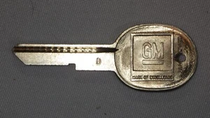 OEM  GM Chevrolet Buick Pontiac Ignition Key Blank Factory Part D Code - Picture 1 of 3