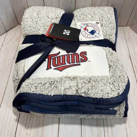 Minnesota Twins Tail Logo Frosty Fleece 50” X 60” Cover