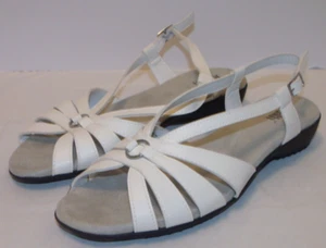 Judith White Wedge Heel Strappy Sandal Women's 8.5W NWT - Picture 1 of 7