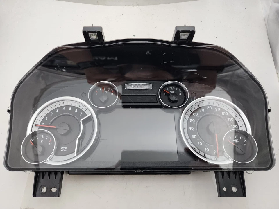 Б/у приборная панель 2016 Ram 1500 2500 3500 4500 5500 от оригинального производителя Mopar 68280833AC - Изображение 1 из 4