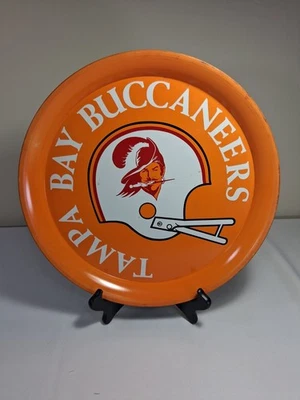 ВИНТАЖНЫЙ МЕТАЛЛИЧЕСКИЙ ПИВНОЙ ПОДНОС 1970-Х TAMPA BAY BUCCANEERS, 14 ДЮЙМОВ - Изображение 1 из 4