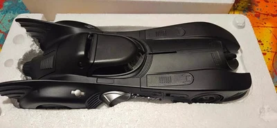 Batmobile 1989 scala 1-18 Die cast with sound and light - Immagine 1 di 4