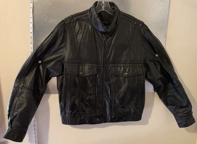 Винтажная кожаная утепленная мотоциклетная куртка с заклепками от International Collection размер 42 - Изображение 1 из 4