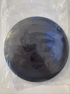 Bolso Buzz SS negro sobre negro 177+ guardado Foto 1 de 3