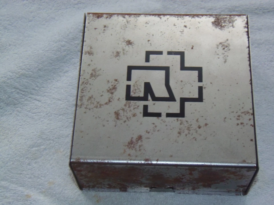 Rammstein Made in Germany limited Super Deluxe Box Edition 1995 - 2011 mit ROST - Bild 1 von 4