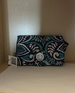 Vera Bradley RFID Turnlock Wallet Blue island Medallion  MSRP $65 ~ NWT - Picture 1 of 8