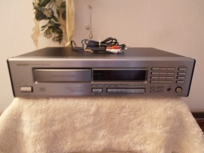 Onkyo CD-Player DX - 6930 / Top-Zustand / in Siber - Bild 1 von 4