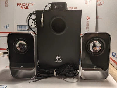 Logitech LS21 2.1 Sistema di altoparlanti stereo per computer - Immagine 1 di 4