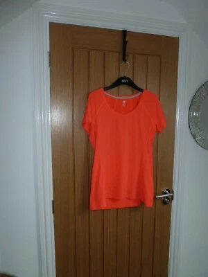 womens H & M pink active stretchy soft touch T Shirt - size Medium - Imagem 1 de 3