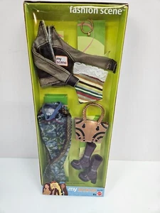 Nuevo 2004 Mattel My Scene Barbie Moda Escena Conjunto Chaqueta Camuflaje Pantalones Cartera + - Imagen 1 de 9