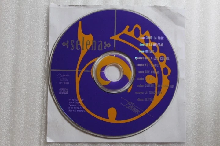 Selena – Selena CD Disc Only Self Titled Original Tejano, Cumbia Latin Foto 1 de 1