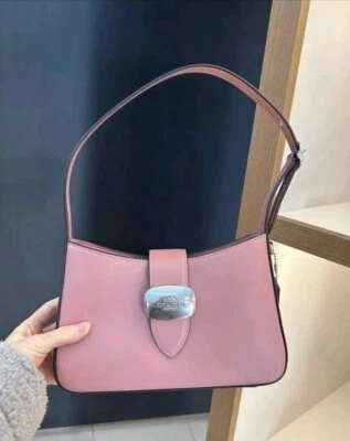Nuevo con etiquetas Bolso de Hombro Coach CP004 Eliza Cuero de Becerro Refinado Plateado/Rosa Verdadero Foto 1 de 2
