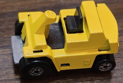 1979 1:64 Hot Wheels Die-Cast Workhorses Caterpillar CAT Loose Fork Lift - Image 1 of 4